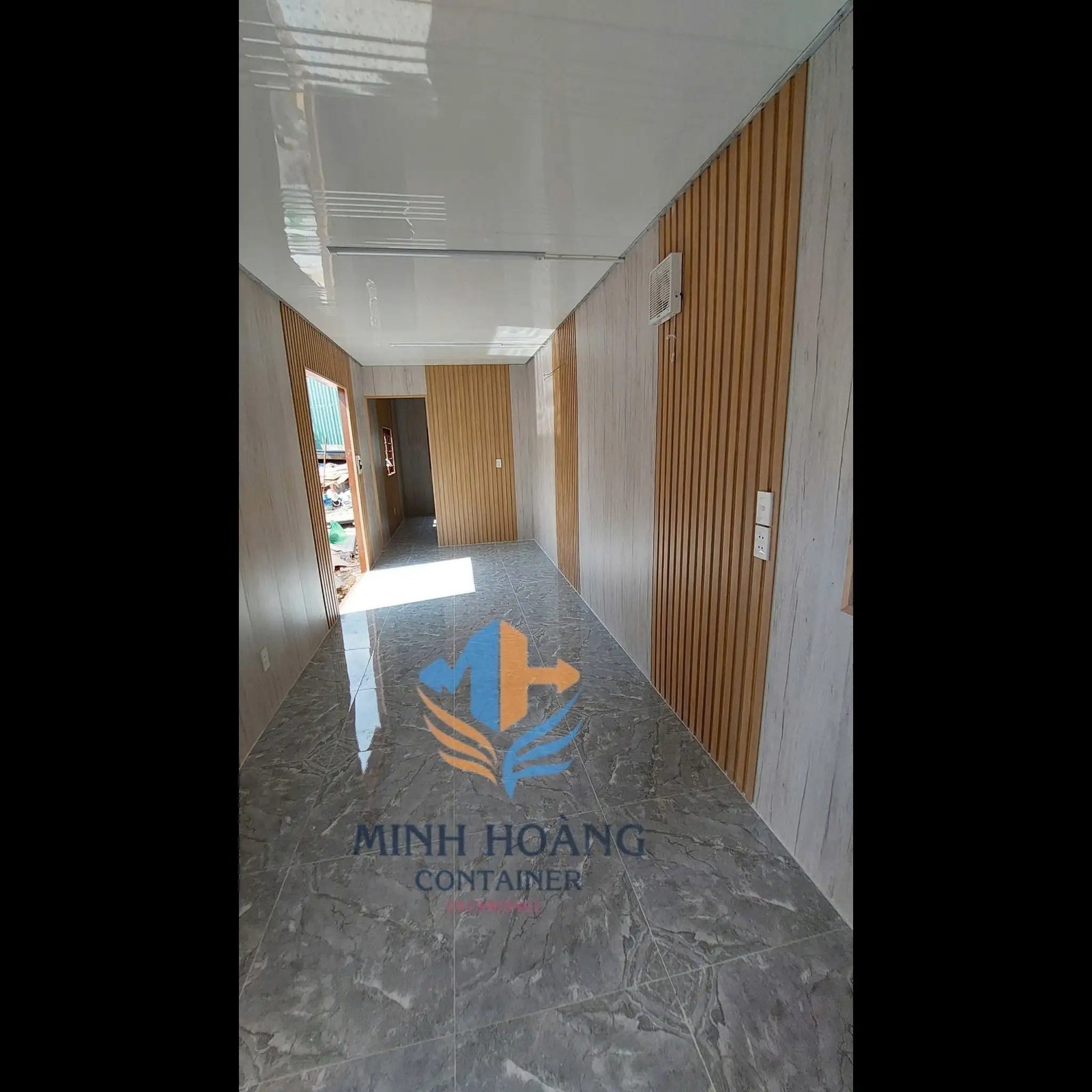 Container Nhà Ở 40 Feet Nâu Ốp Gỗ Có Toilet